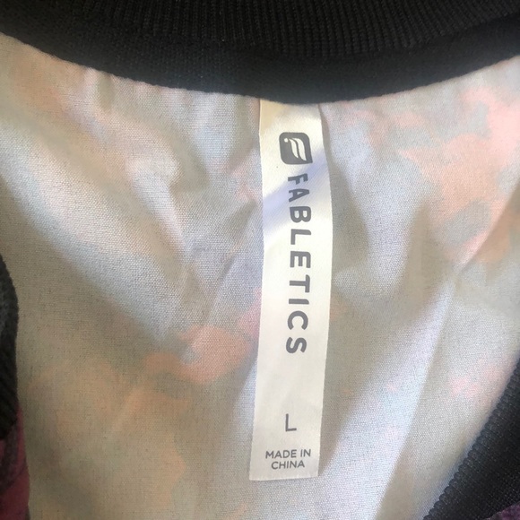 Light weight Fabletics jacket - Picture 4 of 6